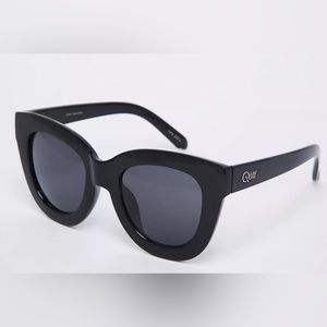 QUAY AUSTRALIA Sugar & Spice oversized cat eye sunglasses in glossy black.